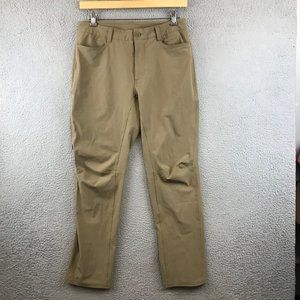 Under Amour Men’s khaki 32x30 loose fit zip pocket on leg